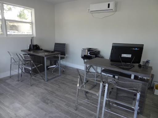 Used Car Dealer «FL Auto Trend - Used Car Dealer», reviews and photos, 847 S State Rd 7, Plantation, FL 33317, USA