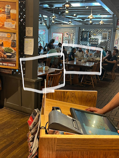 American Restaurant «Cracker Barrel Old Country Store», reviews and photos, 5706 Northridge Dr, Gurnee, IL 60031, USA