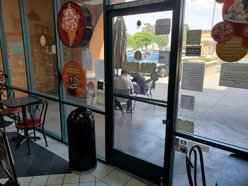 Ice Cream Shop «Cold Stone Creamery», reviews and photos, 27071 McBean Pkwy #3b, Santa Clarita, CA 91355, USA