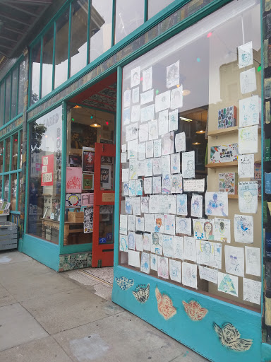 Book Store «Dog Eared Books», reviews and photos, 900 Valencia St, San Francisco, CA 94110, USA