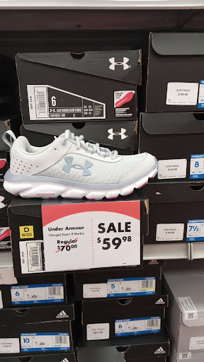 Shoe Store «Shoe Carnival», reviews and photos, 511 S Plano Rd, Richardson, TX 75081, USA