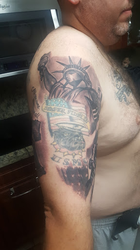 Tattoo Shop «3 Layers Deep Piercing & Tattoo Gallery», reviews and photos, 4651 N State Rd 7 #12c, Coral Springs, FL 33073, USA