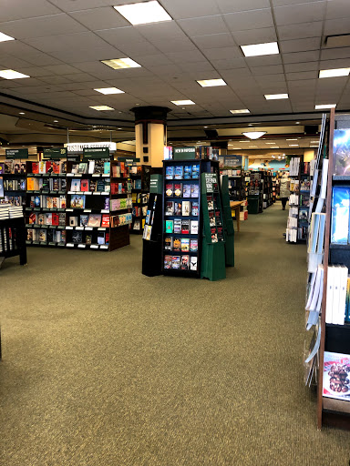 Book Store «Barnes & Noble», reviews and photos, 710 County Hwy 10, Blaine, MN 55434, USA