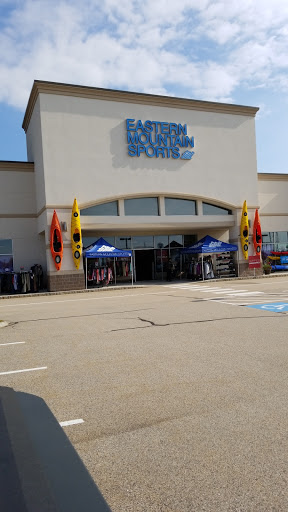 Outdoor Sports Store «Eastern Mountain Sports», reviews and photos, 100 Arthur F Brady Dr, Portsmouth, NH 03801, USA