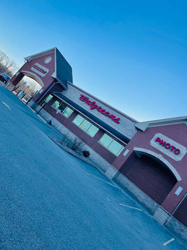 Walgreens, 3497 Technology Dr, Lake St Louis, MO 63367, USA, 