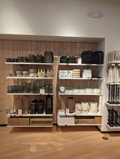 Furniture Store «Crate and Barrel», reviews and photos, 301 Santana Row, San Jose, CA 95128, USA