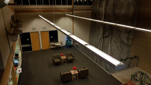 Community Center «South Bellevue Community Center», reviews and photos, 14509 SE Newport Way, Bellevue, WA 98006, USA