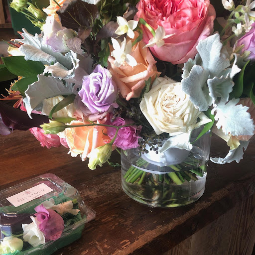 Florist «Bell and Trunk Flowers», reviews and photos, 1411 18th St, San Francisco, CA 94107, USA