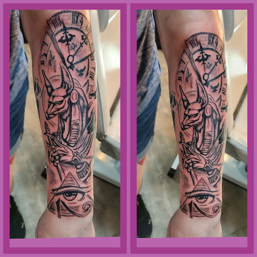 Explore knee ditch tattoo ideas, creative tattoo ideas in Bloomsburg, available at Tuccis Tattoo & Piercings Studio