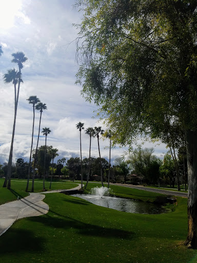Golf Course «Westbrook Village Golf Club Lakes Course», reviews and photos, 19260 N Westbrook Pkwy, Peoria, AZ 85382, USA
