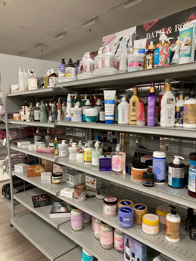 Clothing Store «Burlington Coat Factory», reviews and photos, 6055 E Main St, Columbus, OH 43213, USA