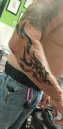 Tattoo and Piercing Shop «Miraculous Creations», reviews and photos, 387 Park Ave, Worcester, MA 01610, USA