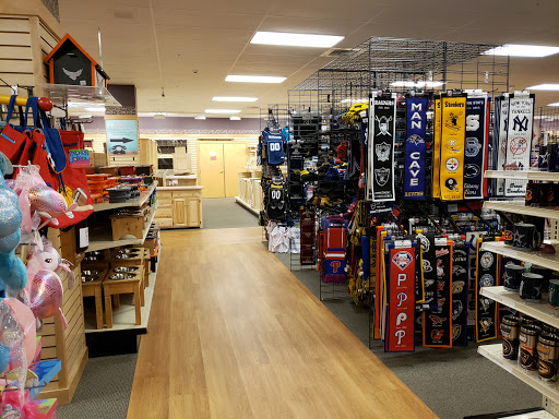 Gift Shop «Shady Maple Gift Shop», reviews and photos, 129 Toddy Dr, East Earl, PA 17519, USA