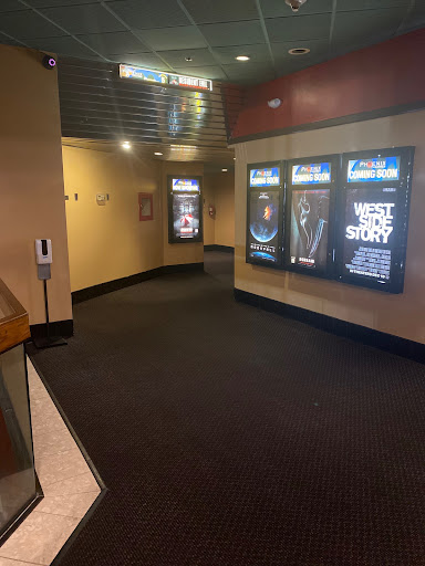 Movie Theater «Phoenix Theatres Marlow 6», reviews and photos, 3899 Branch Ave, Marlow Heights, MD 20748, USA