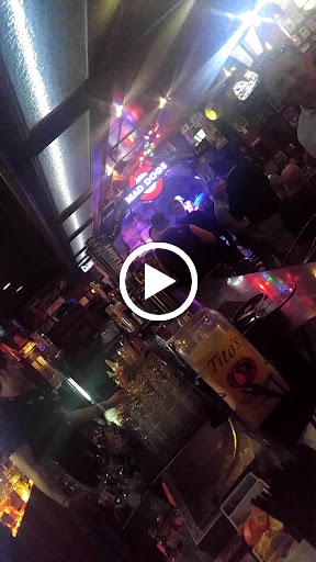 Pub «Mad Dogs British Pub Riverwalk», reviews and photos, 123 Losoya St #19, San Antonio, TX 78205, USA