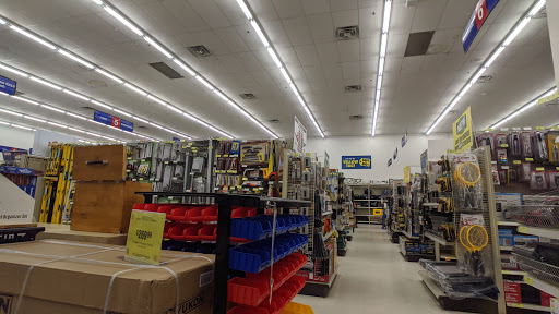 Hardware Store «Harbor Freight Tools», reviews and photos, 6808 W Greenfield Ave, West Allis, WI 53214, USA
