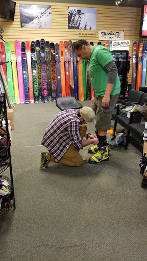 Sporting Goods Store «Bent Gate Mountaineering», reviews and photos, 1313 Washington Ave, Golden, CO 80401, USA