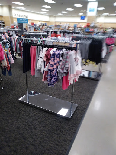 Department Store «Nordstrom Rack Towne Place at Garden State Park», reviews and photos, 951 Haddonfield Rd a, Cherry Hill, NJ 08002, USA