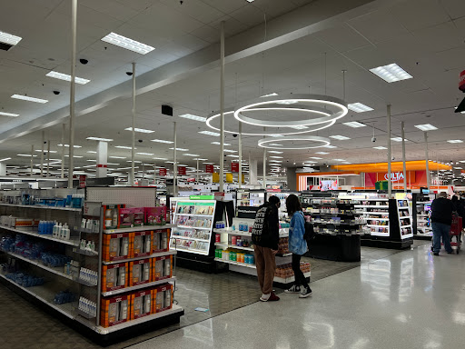 Department Store «Target», reviews and photos, 999 Corporate Dr, Westbury, NY 11590, USA