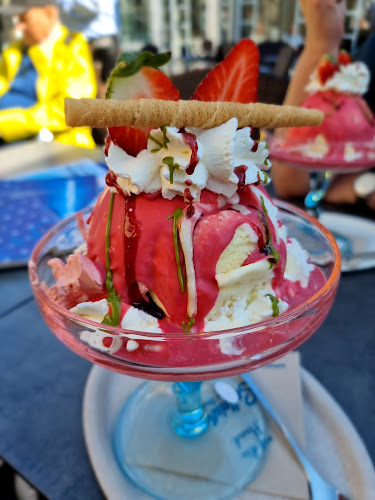 Eiscafé Zum Polarstern - Carouge