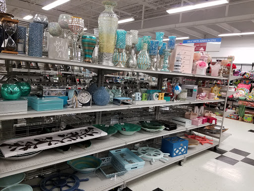 Clothing Store «Burlington Coat Factory», reviews and photos, 47100 Community Plaza, Sterling, VA 20164, USA