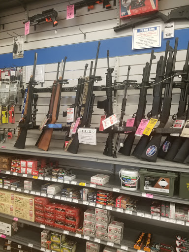 Sporting Goods Store «Big 5 Sporting Goods», reviews and photos, 1746 W Olive Ave, Merced, CA 95348, USA