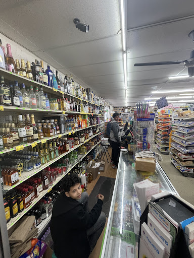 Liquor Store «Green Frog Liquor», reviews and photos, 567 W Fremont St, Stockton, CA 95203, USA