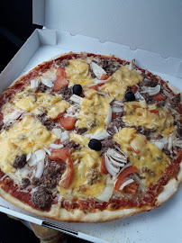 Plats et boissons du Pizzeria pizza gusto à Juillan - n°2