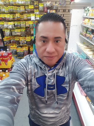 Grocery Store «The Store», reviews and photos, 3811 Hamilton St, Hyattsville, MD 20781, USA