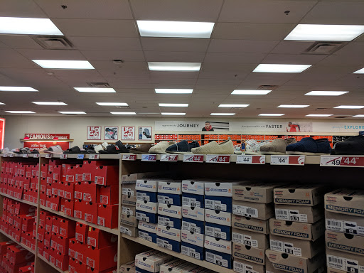 Shoe Store «Famous Footwear», reviews and photos, 7954 Brewerton Rd, Cicero, NY 13039, USA