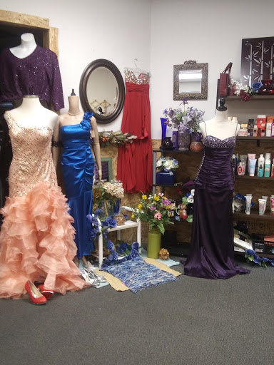 Thrift Store «Goodwill Aurora - Tower», reviews and photos, 18355 E 35th Pl, Aurora, CO 80011, USA