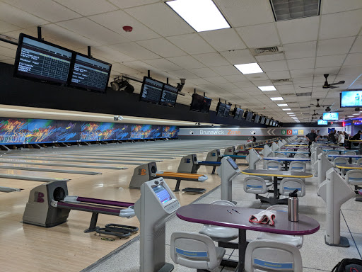 Bowling Alley «Brunswick Zone Wheat Ridge Lanes», reviews and photos, 9751 W 49th Ave, Wheat Ridge, CO 80033, USA
