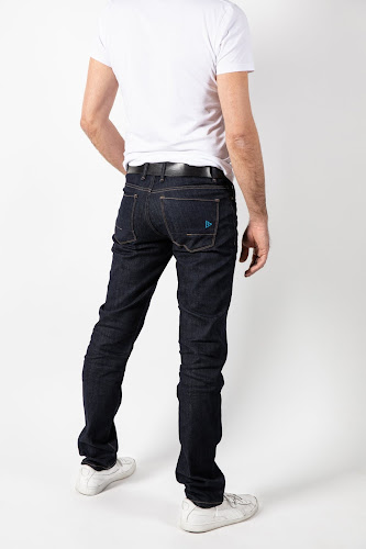 Le Beau Jean - pantalons modernes pour hommes exigeants à Mulhouse