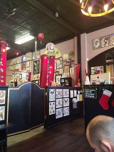 Tattoo Shop «Black Rabbit Tattoo», reviews and photos, 17 N Belmont Ave, Richmond, VA 23221, USA