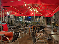 Atmosphère du Restaurant méditerranéen LCB LE COURS - Brasserie Restaurant Marseille Vieux Port - n°19