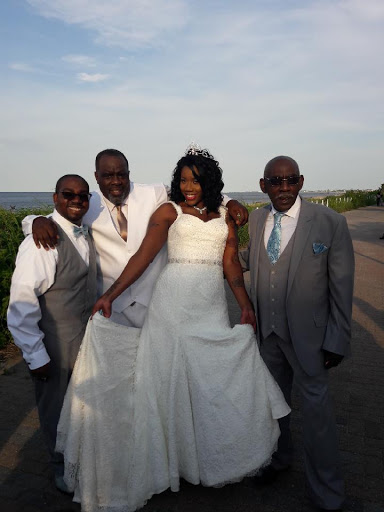 Bridal Shop «Milk & Honey Bride», reviews and photos, 4216 Virginia Beach Blvd, Virginia Beach, VA 23452, USA