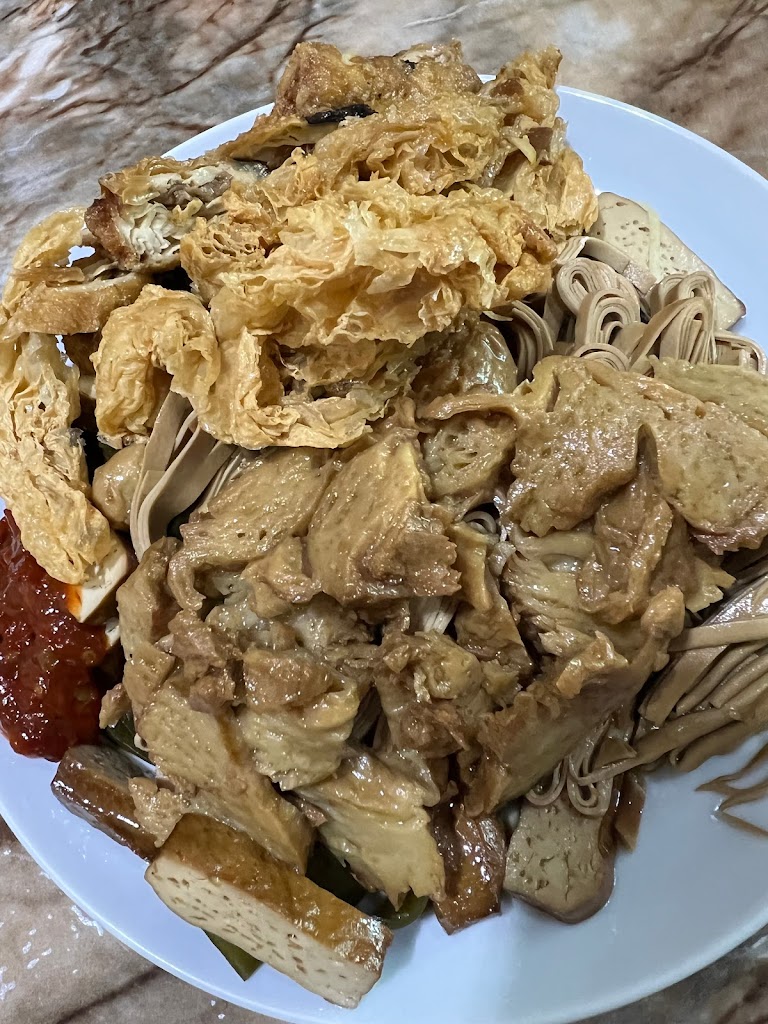 素食 _華南銀行旁7/5.7/6.7/13.7/20.7/27休 的照片