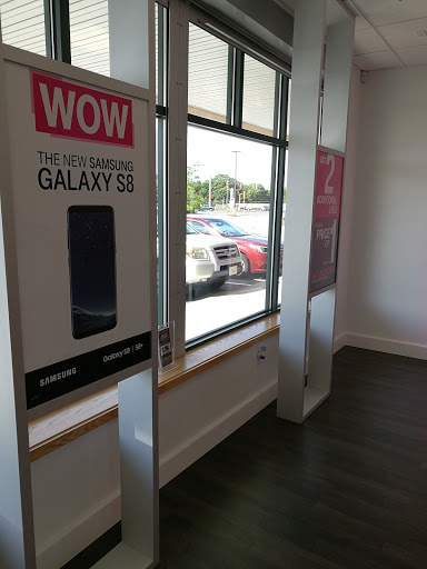 Cell Phone Store «T-Mobile», reviews and photos, 345 Main St, Tewksbury, MA 01876, USA