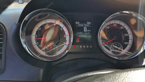 Used Car Dealer «PDX Used Cars», reviews and photos, 1475 SE Tualatin Valley Hwy, Hillsboro, OR 97123, USA