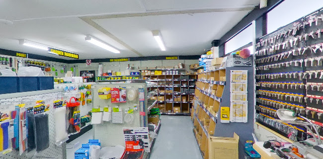 MacClure's ITM - Hardware store