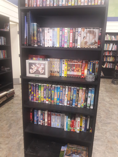 Thrift Store «Goodwill, Serving the People of Southern Los Angeles County», reviews and photos, 800 W Pacific Coast Hwy, Long Beach, CA 90806, USA