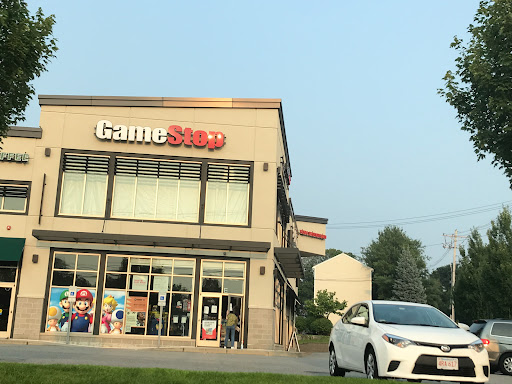 GameStop, 1019 Trapelo Rd, Waltham, MA 02452, USA, 