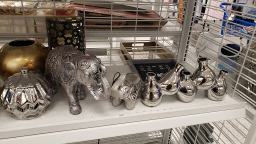 Clothing Store «Ross Dress for Less», reviews and photos, 1500 Almonesson Rd, Deptford Township, NJ 08096, USA