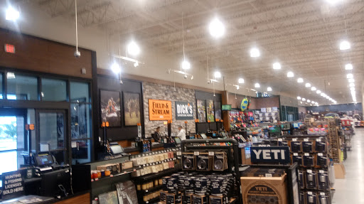Outdoor Sports Store «Field & Stream», reviews and photos, 1501 Sentinel Dr Ste B, Chesapeake, VA 23320, USA