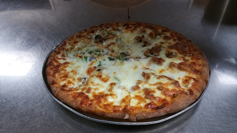 #12 best pizza place in San Diego - Venice Pizza House Since 1954