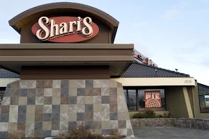 Shari's Cafe and Pies image