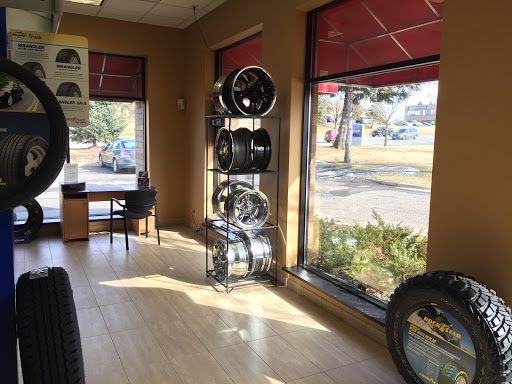 Tire Shop «Youngstedts Eden Prairie Tire & Auto Service», reviews and photos, 595 Prairie Center Dr, Eden Prairie, MN 55344, USA