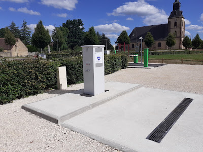 Aire Camping-Car Park à Belhomert-Guéhouville
