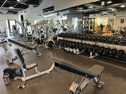 Metro Fitness Club - 2820 Selwyn Ave #200, Charlotte, NC 28209