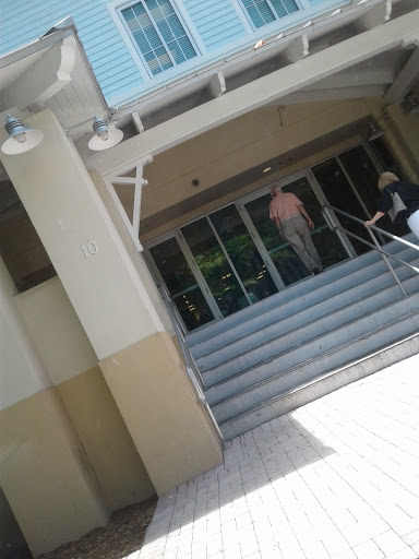 Recreation Center «Key Biscayne Community Center», reviews and photos, 10 Village Green Way, Key Biscayne, FL 33149, USA